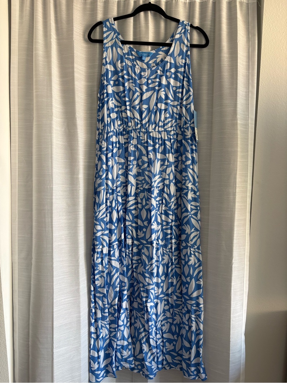 Blue and White Leaf Print Maxi Dress (NEW WITH TAGS)